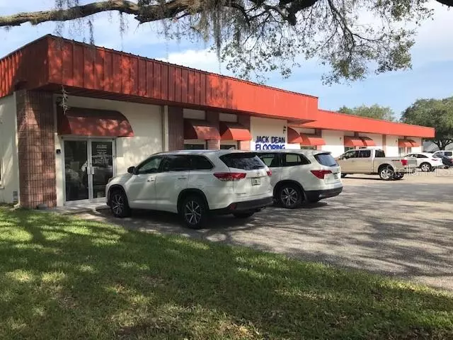 Sarasota, FL 34240,164 SARASOTA CENTER BLVD