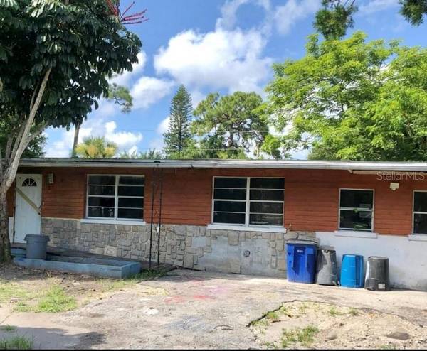 1261 OLD BRIDGE RD, North Fort Myers, FL 33917