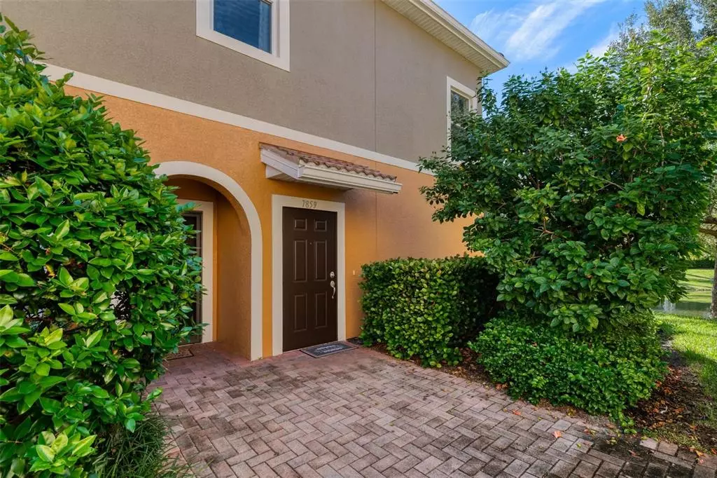 Sarasota, FL 34233,7859 MOONSTONE DR #25-204