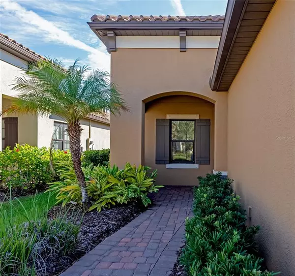 Sarasota, FL 34243,6415 POSITANO CT