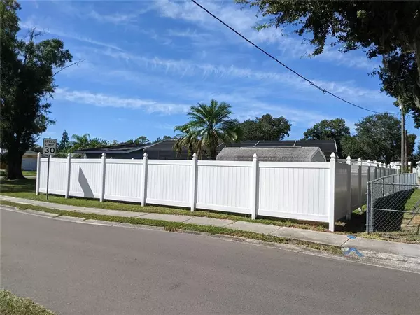 Sarasota, FL 34232,5425 SKYLINE PL