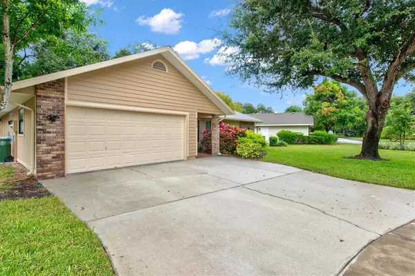 Bradenton, FL 34209,6926 ARBOR OAKS CIR