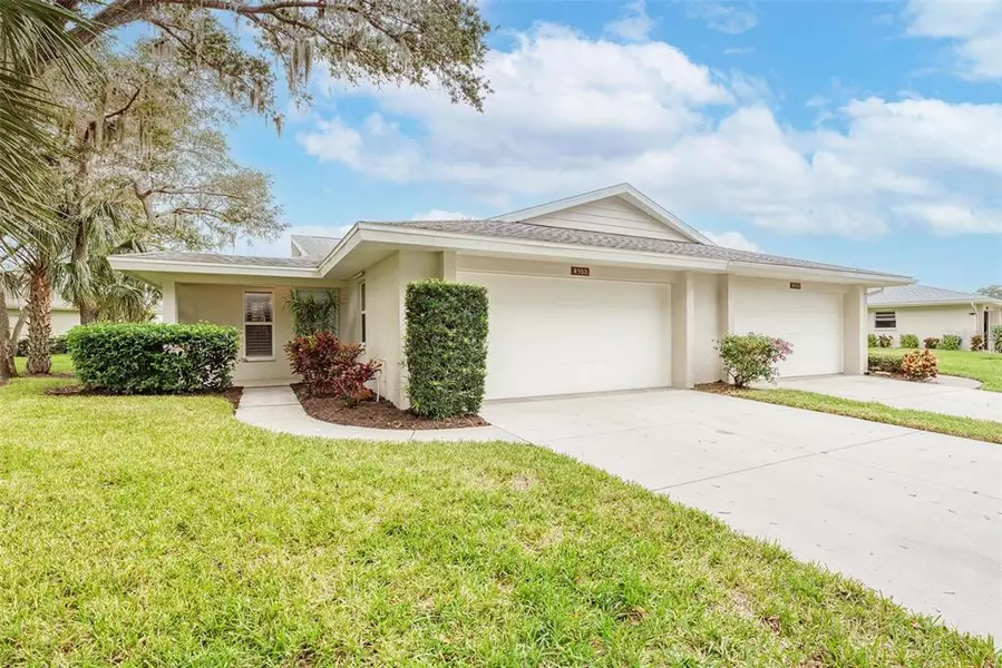 4388 BOWLING GREEN CIR #14, Sarasota, FL 34233