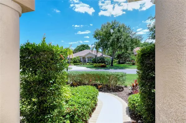 Sarasota, FL 34243,4739 CARRINGTON CIR