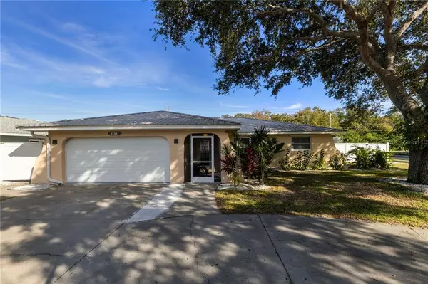 1371 BROOKSIDE DR, Venice, FL 34285