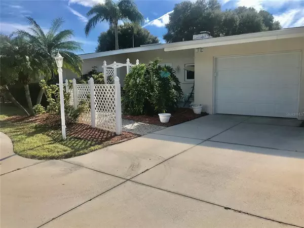 Sarasota, FL 34239,2322 SIESTA DR