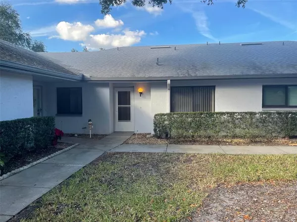2721 COUNTRYSIDE BLVD #102, Clearwater, FL 33761