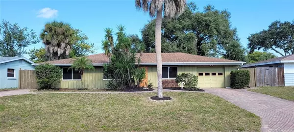 2419 HAMLIN LN, Sarasota, FL 34239