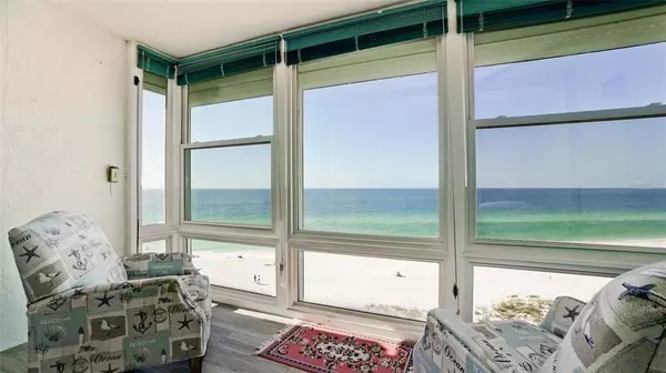 5200 GULF DR #602, Holmes Beach, FL 34217