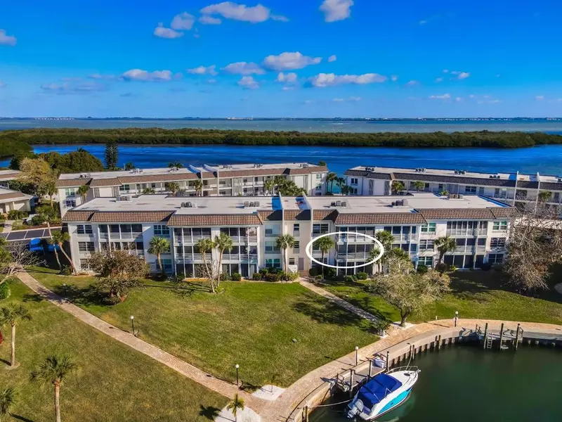 4380 EXETER DR #203, Longboat Key, FL 34228