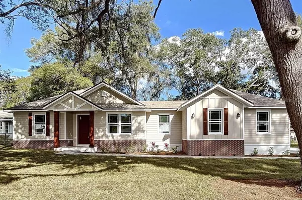 512 GARLAND AVE, Seffner, FL 33584