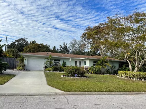 Sarasota, FL 34239,3246 ELMORE PL