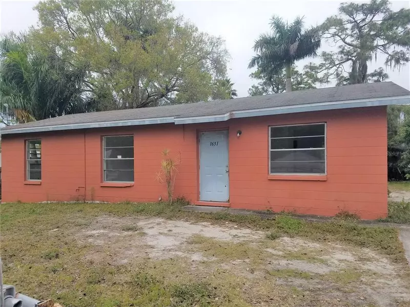 1631 33RD AVE E, Bradenton, FL 34208