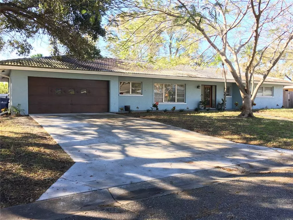 Sarasota, FL 34239,2932 UPPER TANGELO DR