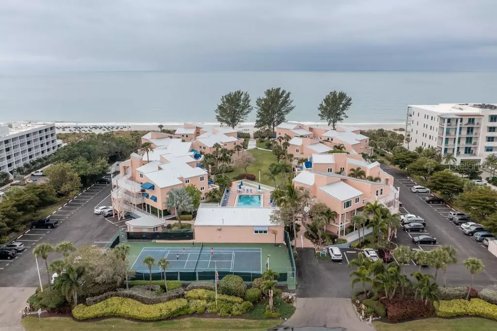 Longboat Key, FL 34228,4725 GULF OF MEXICO DR #211