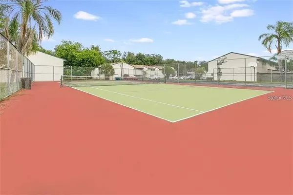 Sarasota, FL 34243,6826 WHITMAN PL #65C