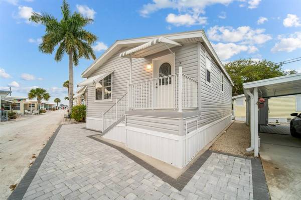 12507 CORTEZ RD W #35, Cortez, FL 34215