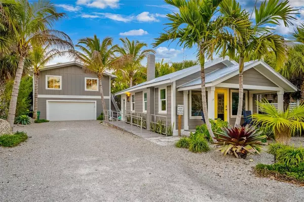 208 PINE AVE, Anna Maria, FL 34216