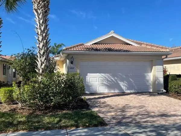 5907 GUARINO DR, Sarasota, FL 34238