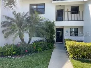 1100 CAPRI ISLES BLVD #215, Venice, FL 34292