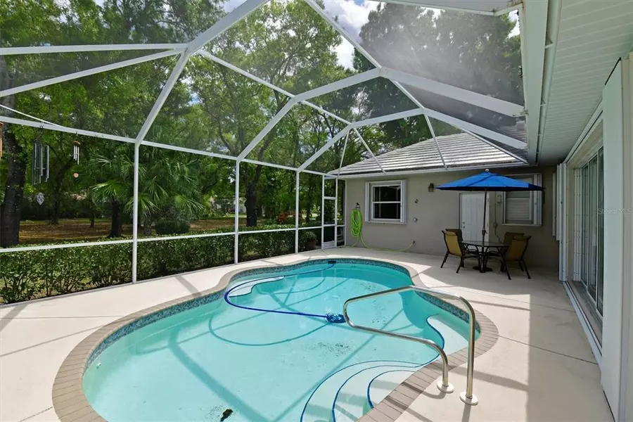 593 ASTON WOODS CT, Venice, FL 34293