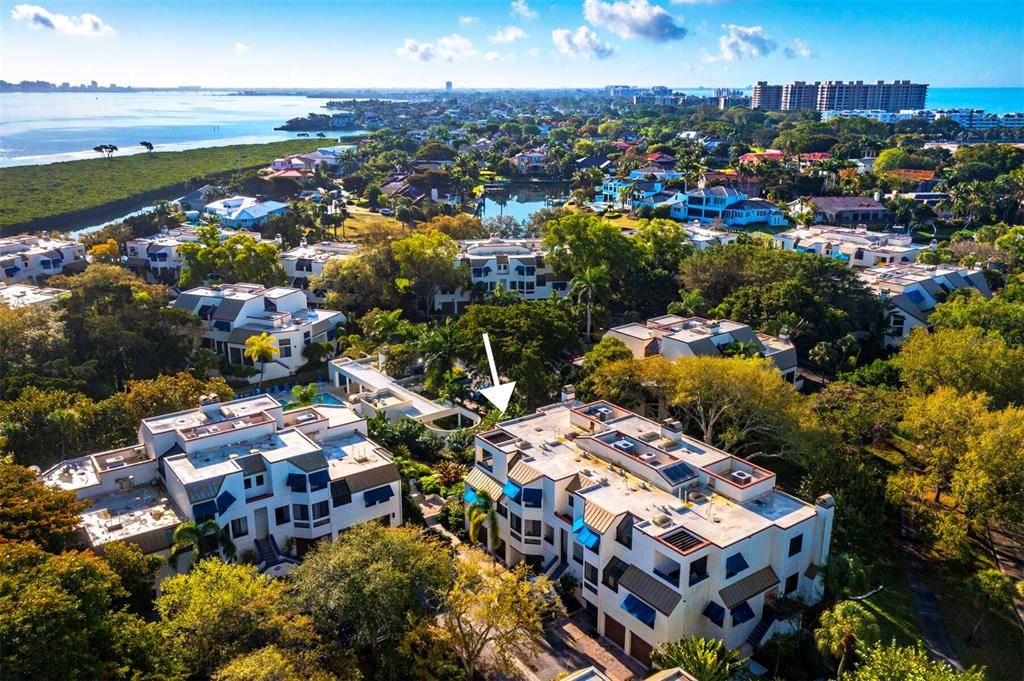 1926 HARBOURSIDE DR #1304, Longboat Key, FL 34228