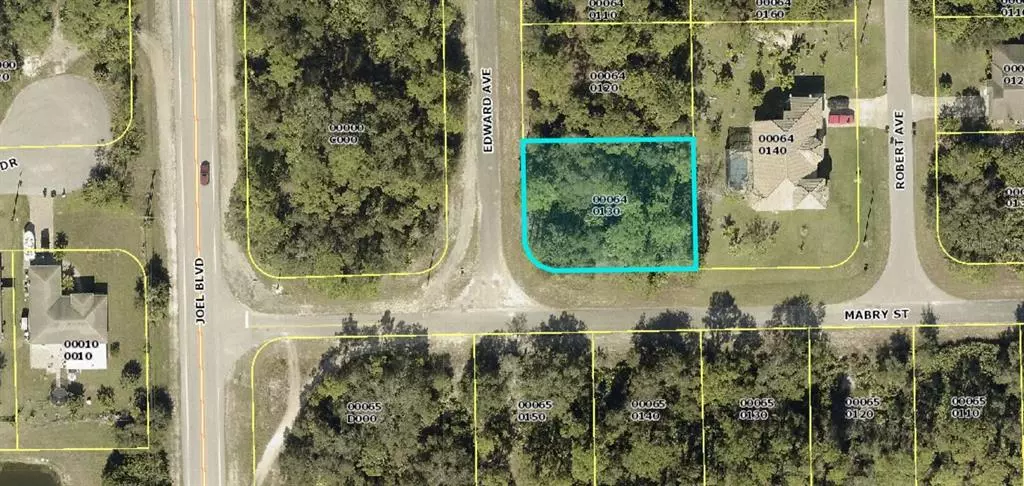 2000 EDWARD AVE, Alva, FL 33920