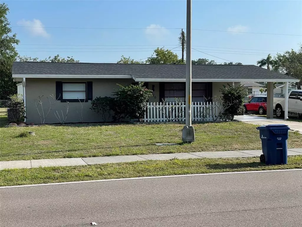 Venice, FL 34285,420 CENTER RD