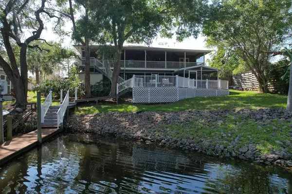 Sarasota, FL 34231,2466 WHIPPOORWILL CIR