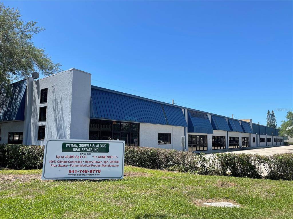 1912 44TH AVE E, Bradenton, FL 34203