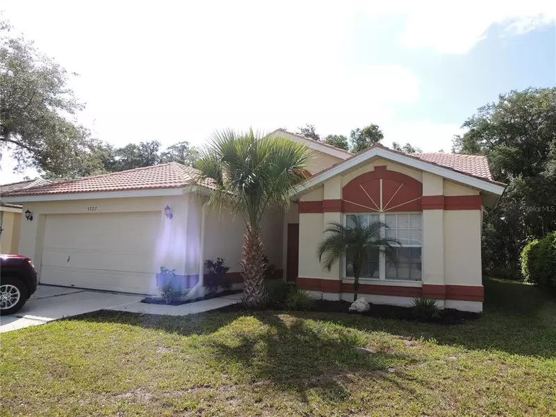 5727 BEAURIVAGE AVE, Sarasota, FL 34243