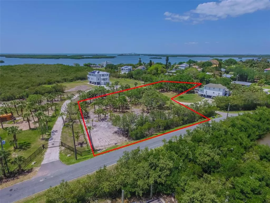 Terra Ceia, FL 34250,495 HORSESHOE LOOP RD