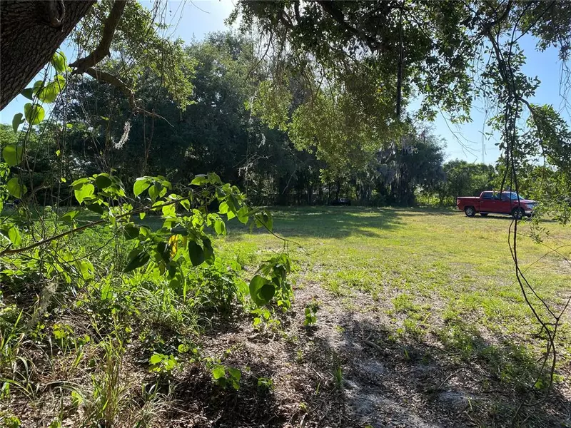 4122 N LOCKWOOD RIDGE RD, Sarasota, FL 34234