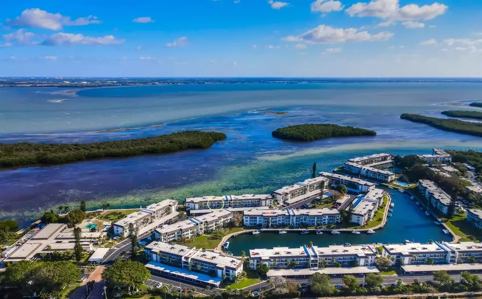 4430 EXETER DR #M303, Longboat Key, FL 34228