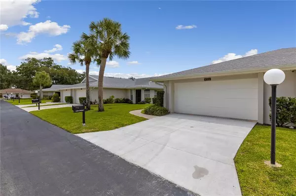 Sarasota, FL 34233,4180 BOWLING GREEN CIR #34