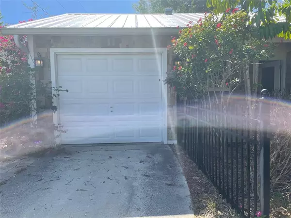 1567 MACKERAL AVE, Sarasota, FL 34237