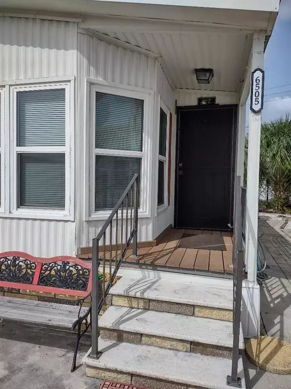 Bradenton, FL 34207,6505 MASSACHUSETTS ST