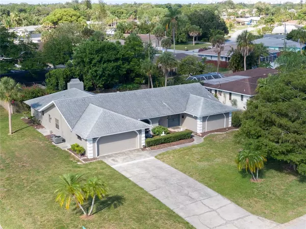 3868 CALLIANDRA DR, Sarasota, FL 34232