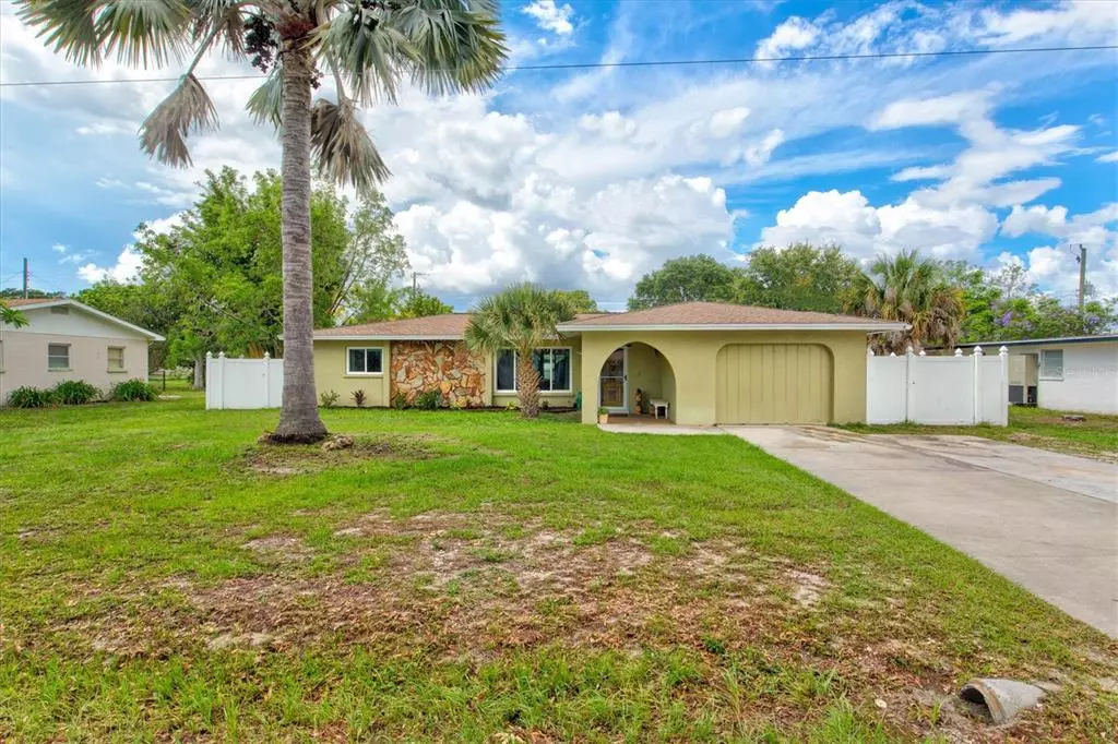 Venice, FL 34285,1302 MANGO AVE