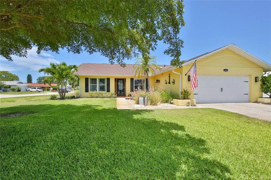 1810 72ND ST W, Bradenton, FL 34209