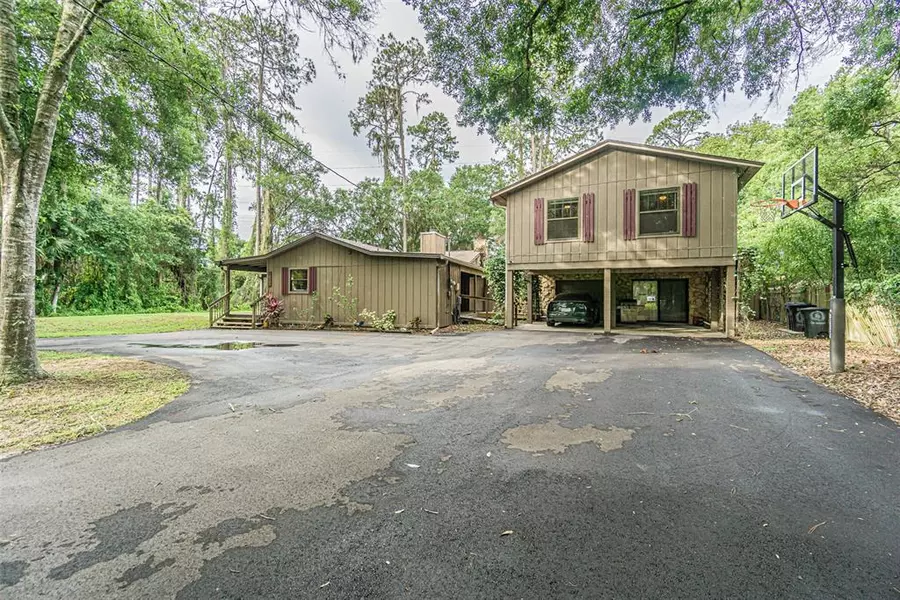 10705 OAK RUN DR, Bradenton, FL 34211