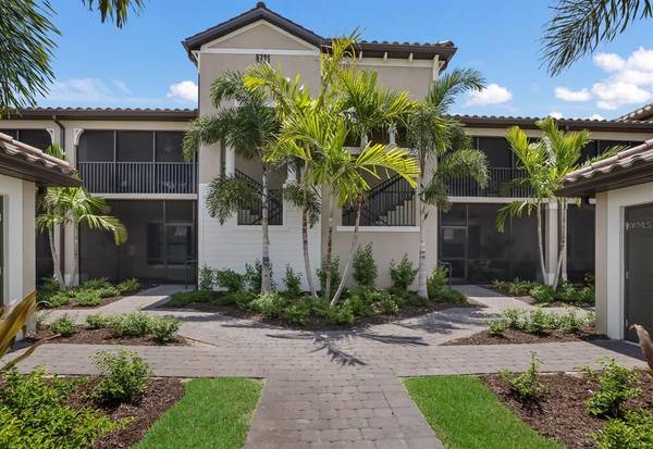 5721 PALMER CIR #205, Lakewood Ranch, FL 34211