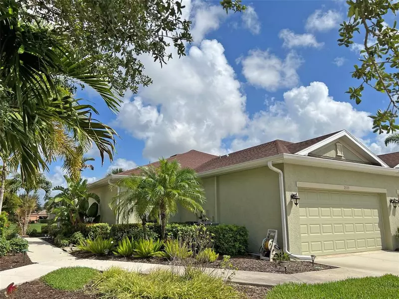 2533 TERRACINA DR, Venice, FL 34292