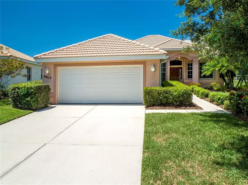 6815 WAGON WHEEL CIR, Sarasota, FL 34243