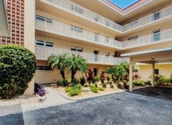 1350 N PORTOFINO DR #303TAR, Sarasota, FL 34242