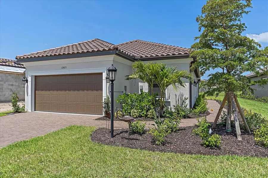 12425 PARIGI WAY, Sarasota, FL 34238