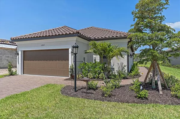 12425 PARIGI WAY, Sarasota, FL 34238