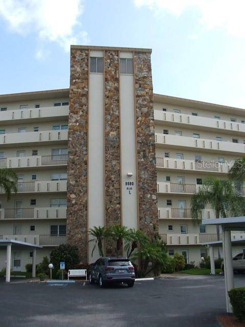 3680 IRONWOOD CIR #202L, Bradenton, FL 34209