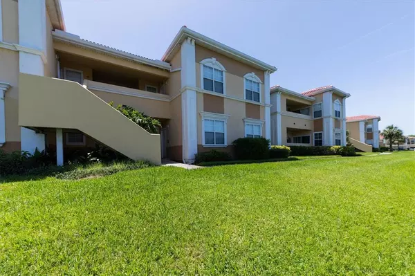 Sarasota, FL 34237,1025 VILLAGIO CIR #206