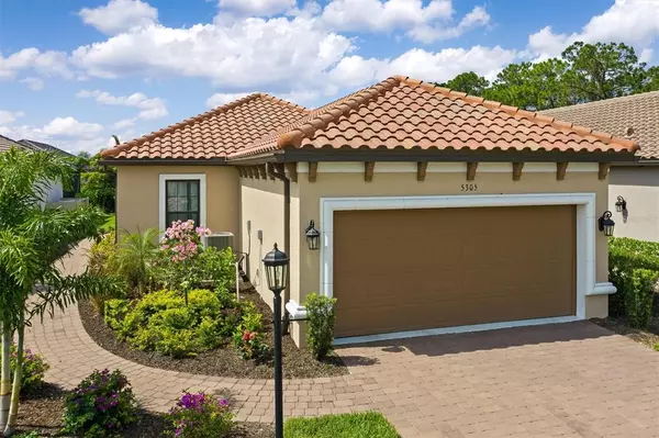 5305 BARTOLOMEO ST, Sarasota, FL 34238